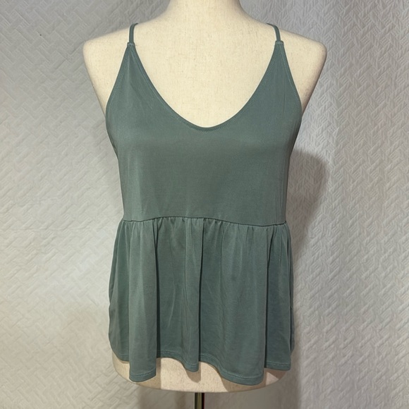 American Eagle Outfitters Tops - American Eagle Large Top